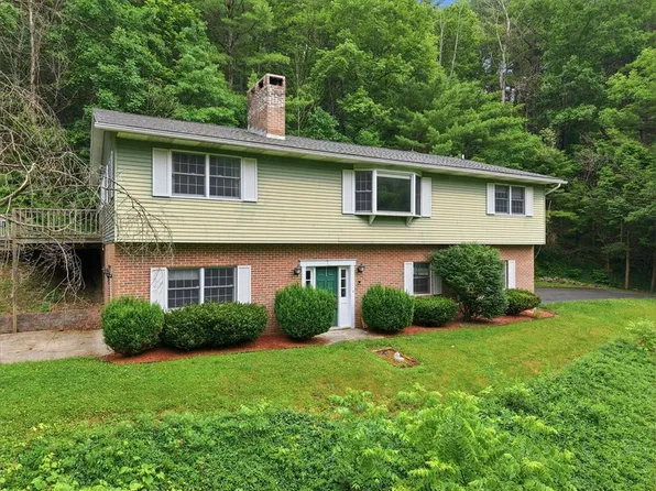 141 Church Hill Rd, Lehighton, PA 18235
