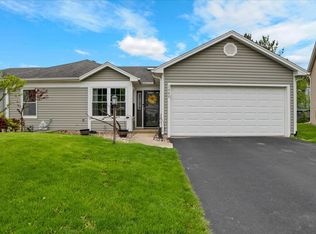 1846 Shetland Rd, Naperville, IL 60565