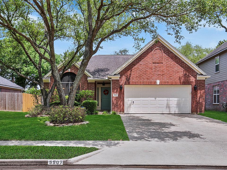 1st image of 5907 Brigstone Park Dr