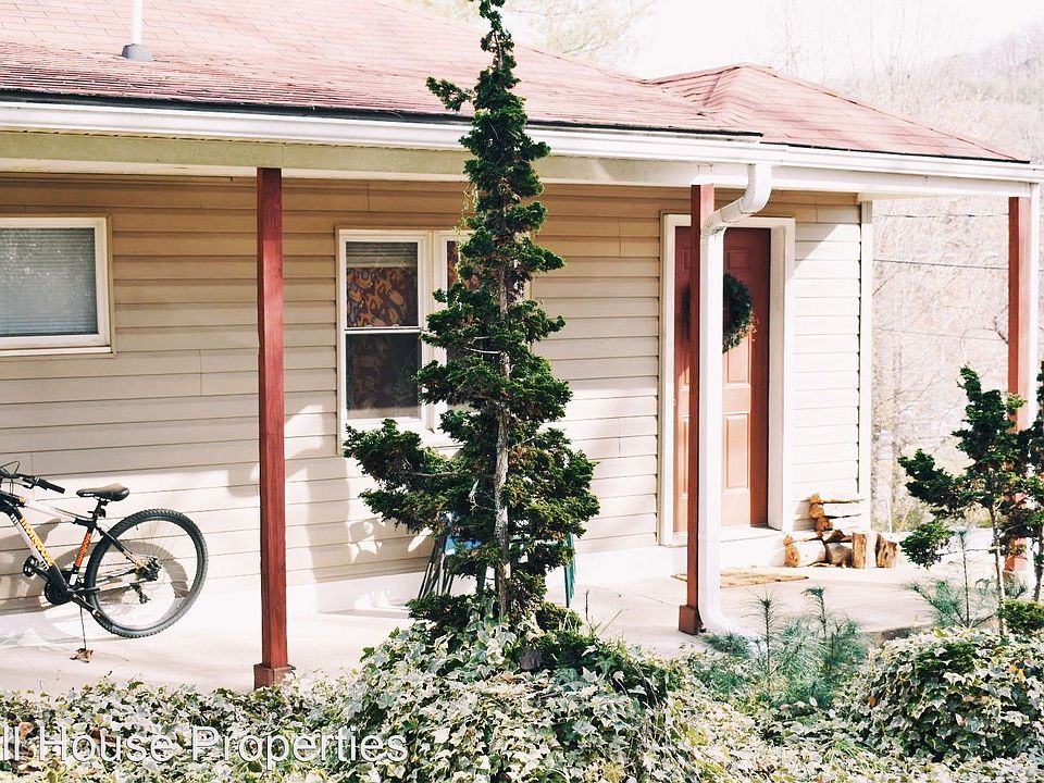 Hampton Bulldog Acres 180 Stadium View Dr Cullowhee NC Zillow