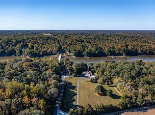 25 Scenic Dr, Montross, VA 22520