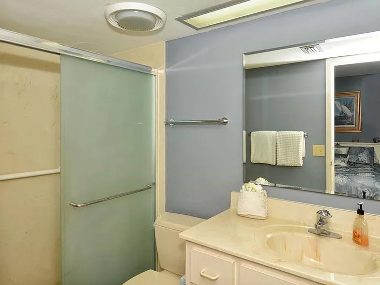 1055 W Peppertree Dr #603AA — Photo 15