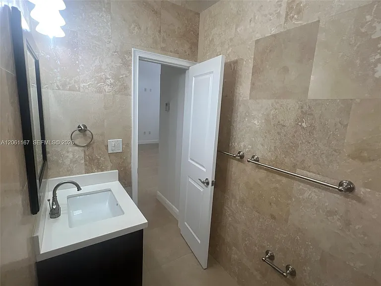 2268 SW 8th St #3 — Photo 11