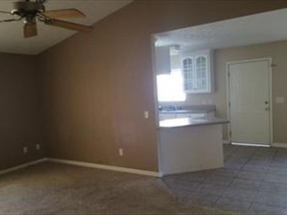 3rd image of 328 Shasta St