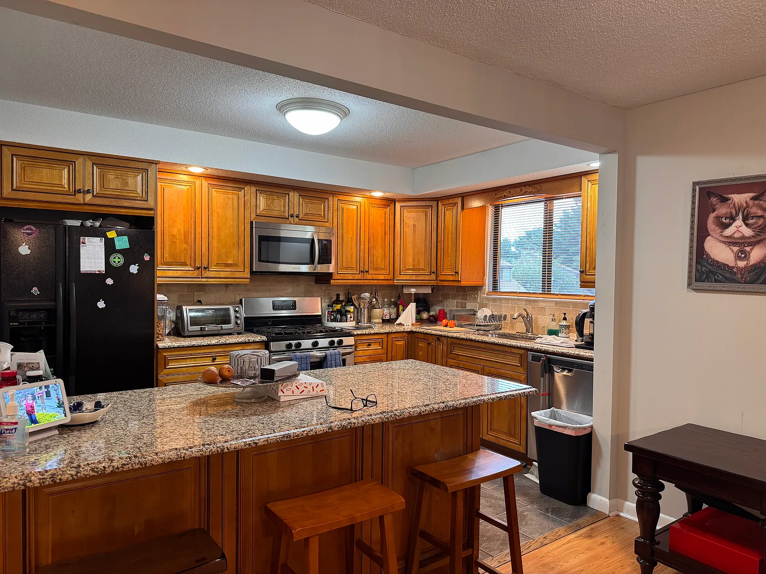 2 bed, 1328 sqft, $2,500 — Photo 4