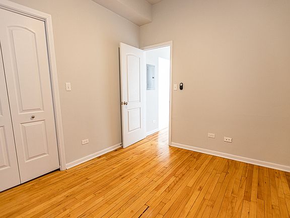 3rd image of 2401 N Spaulding Ave #2409-2