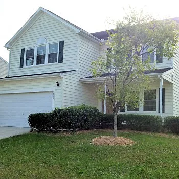 5015 Bridgewood Dr Photo 1
