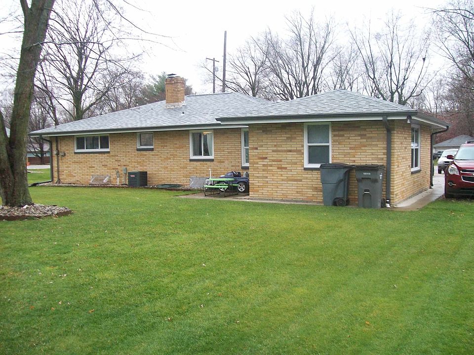 2nd image of 912 N Greene Rd