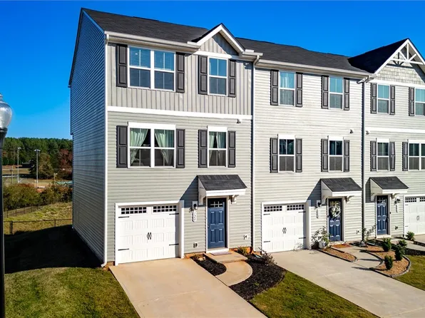 120 Sligh Way, Easley, SC 29642