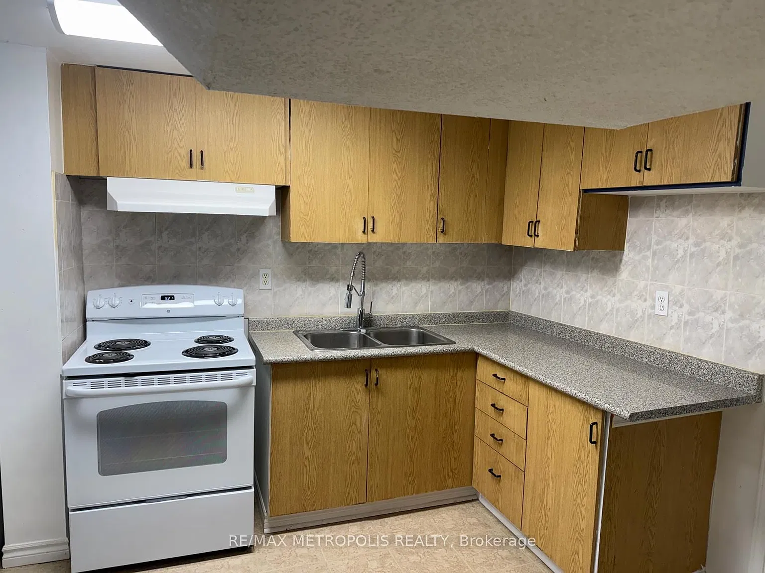 2 bed, $1,499 — Photo 2