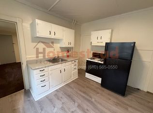 211 Main St, Darby, PA 19023