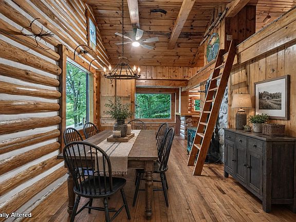 3rd image of 5885 Cedar Valley Rd