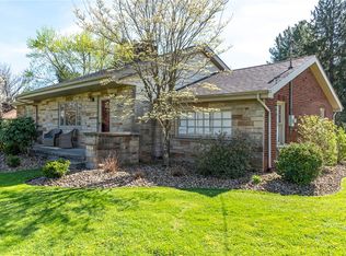 925 N Keel Ridge Rd, Hermitage, PA 16148