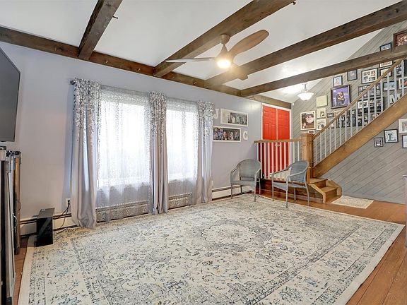 4th image of 127 Sequoia Dr