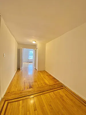 Rented by Waverly Realty Associates | media 17