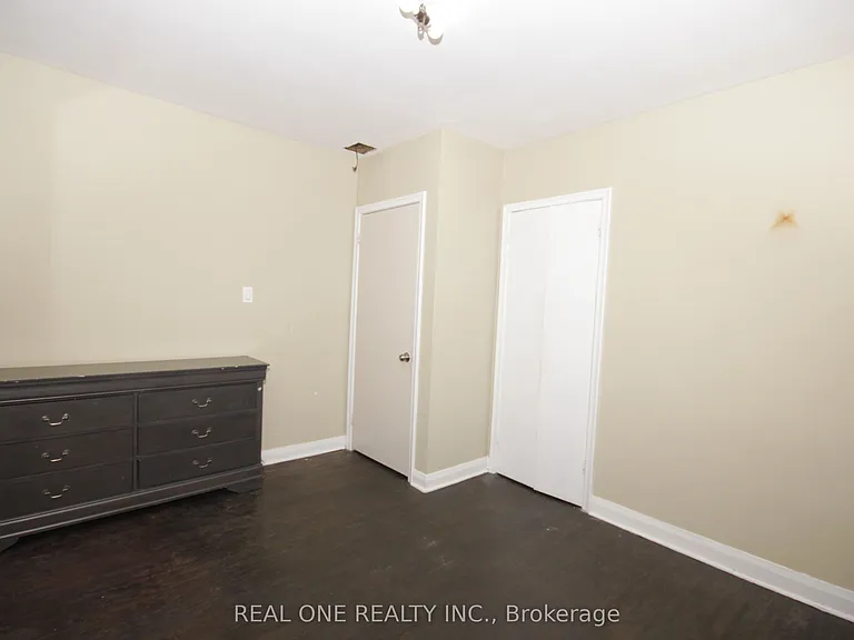 157 Shropshire Dr — Photo 13