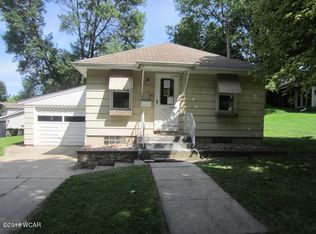 945 Redwood Dr, Fairmont, MN 56031