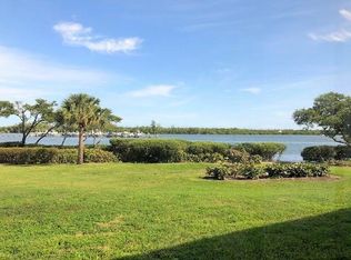 6082 SE Landing Way APT 3, Stuart, FL 34997