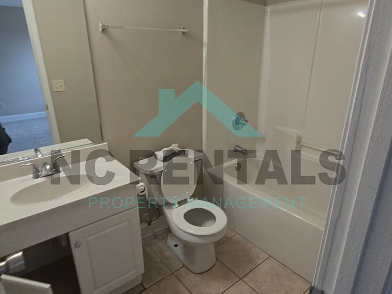 3206 Spring St — Photo 13