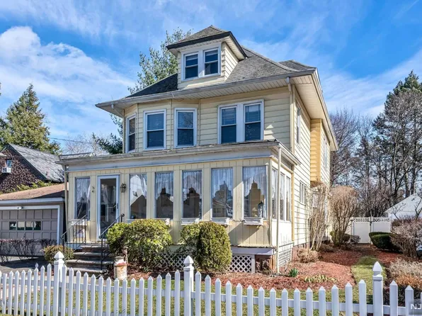 111 Lincoln Ave, Rutherford, NJ 07070