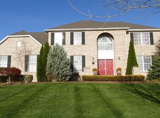 27 Andrew Dr, Monroe Township, NJ 08831
