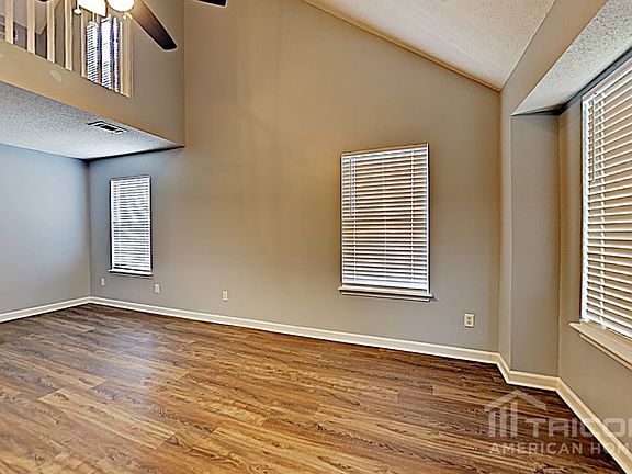 4th image of 2230 Tuley Dr