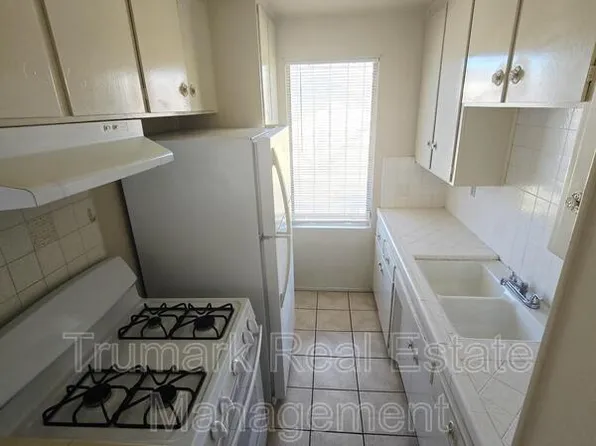 4619 Lexington Ave #5, Los Angeles, CA 90029