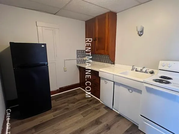 591 Main St, Bangor, ME