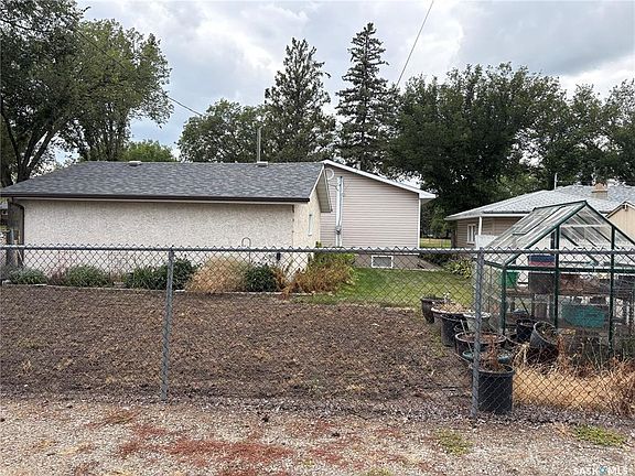 4th image of 3116 3rd AVENUE N