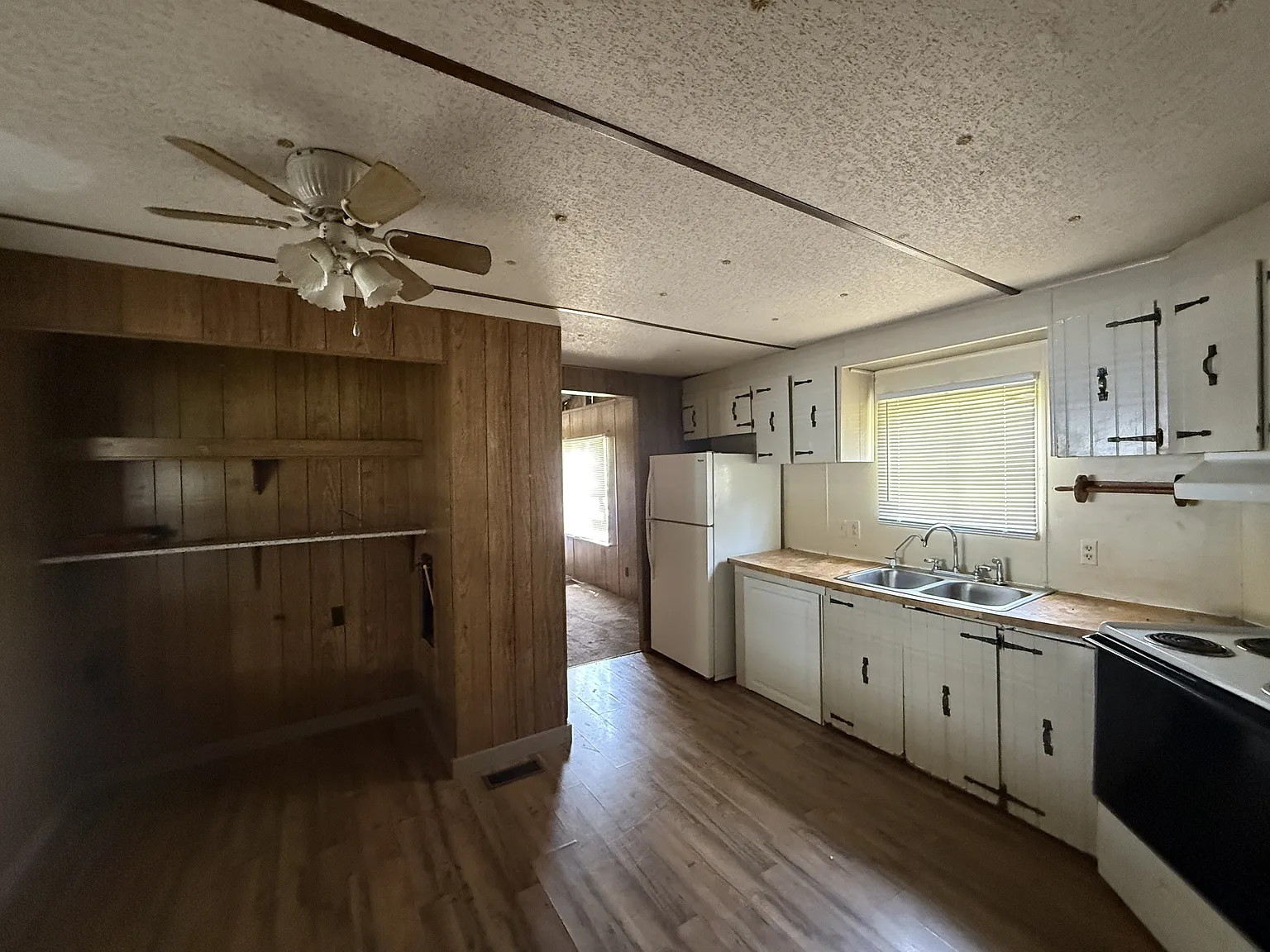 441 Willow Run Road - 1 — Photo 3