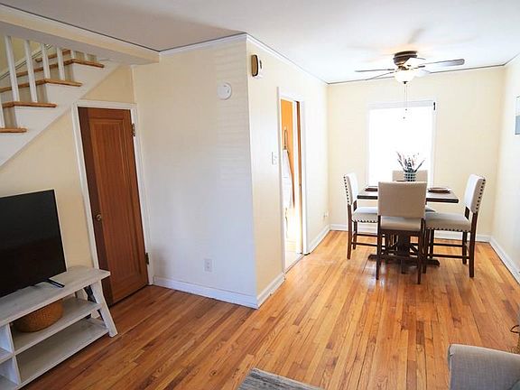 2nd image of 314 W 21st St