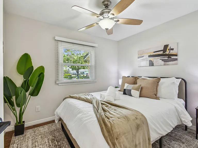 8611 Driftwood Dr — Photo 46