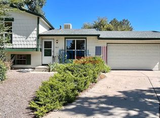 10617 W Lehigh Pl, Lakewood, CO 80235