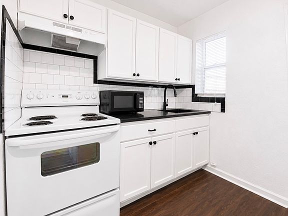 4th image of 1714 N Lindsay Ave APT 4