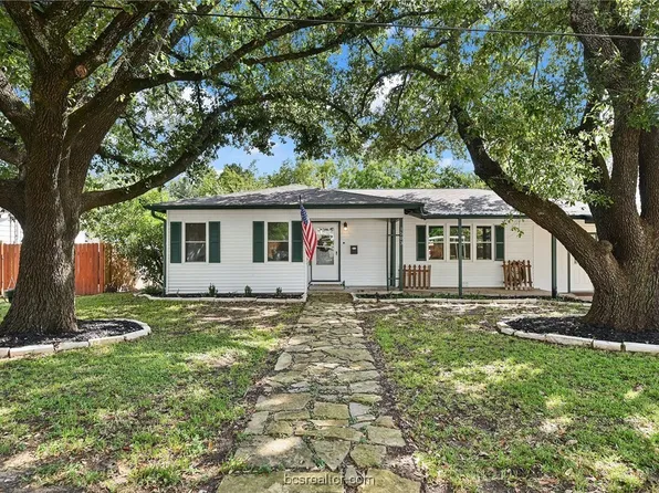 1503 Burt St, Bryan, TX 77802
