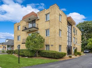 9821 S Cicero Ave UNIT 8, Oak Lawn, IL 60453