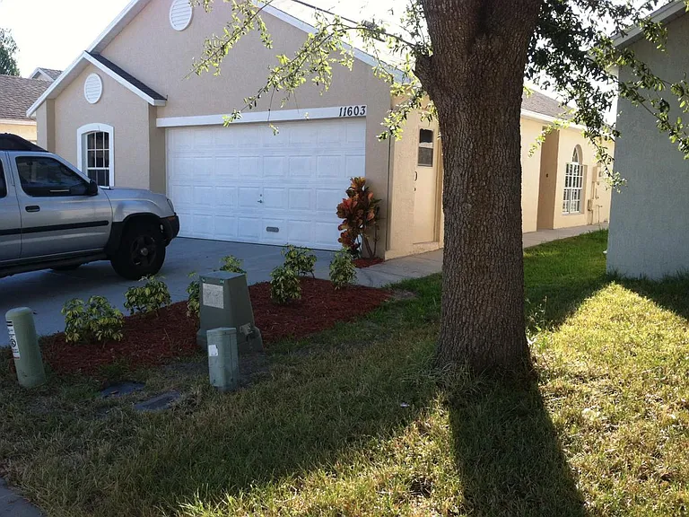 11603 Purple Lilac Cir — Photo 20