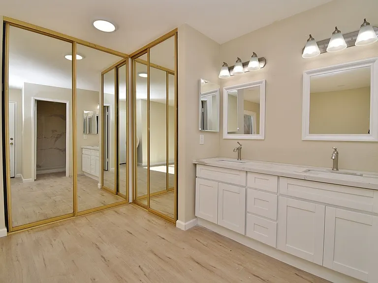 1350 Kruger Ave — Photo 14
