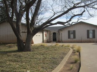 1108 Jefferson St, Plainview, TX 79072