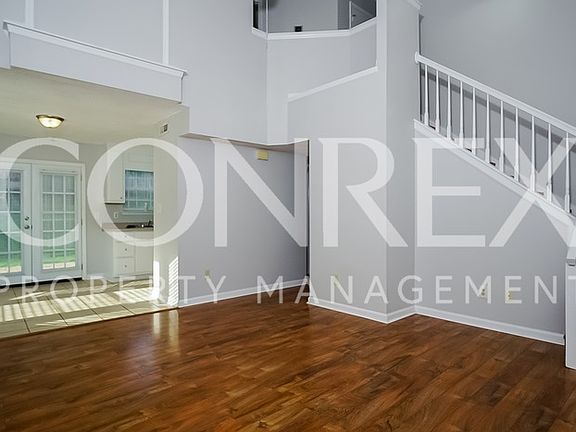 5th image of 100 Cypress Creek Dr