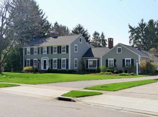 1149 Regency Dr, Columbus, OH 43220