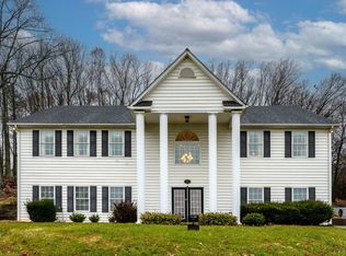 206 Shannon Forest Dr, Rustburg, VA 24588