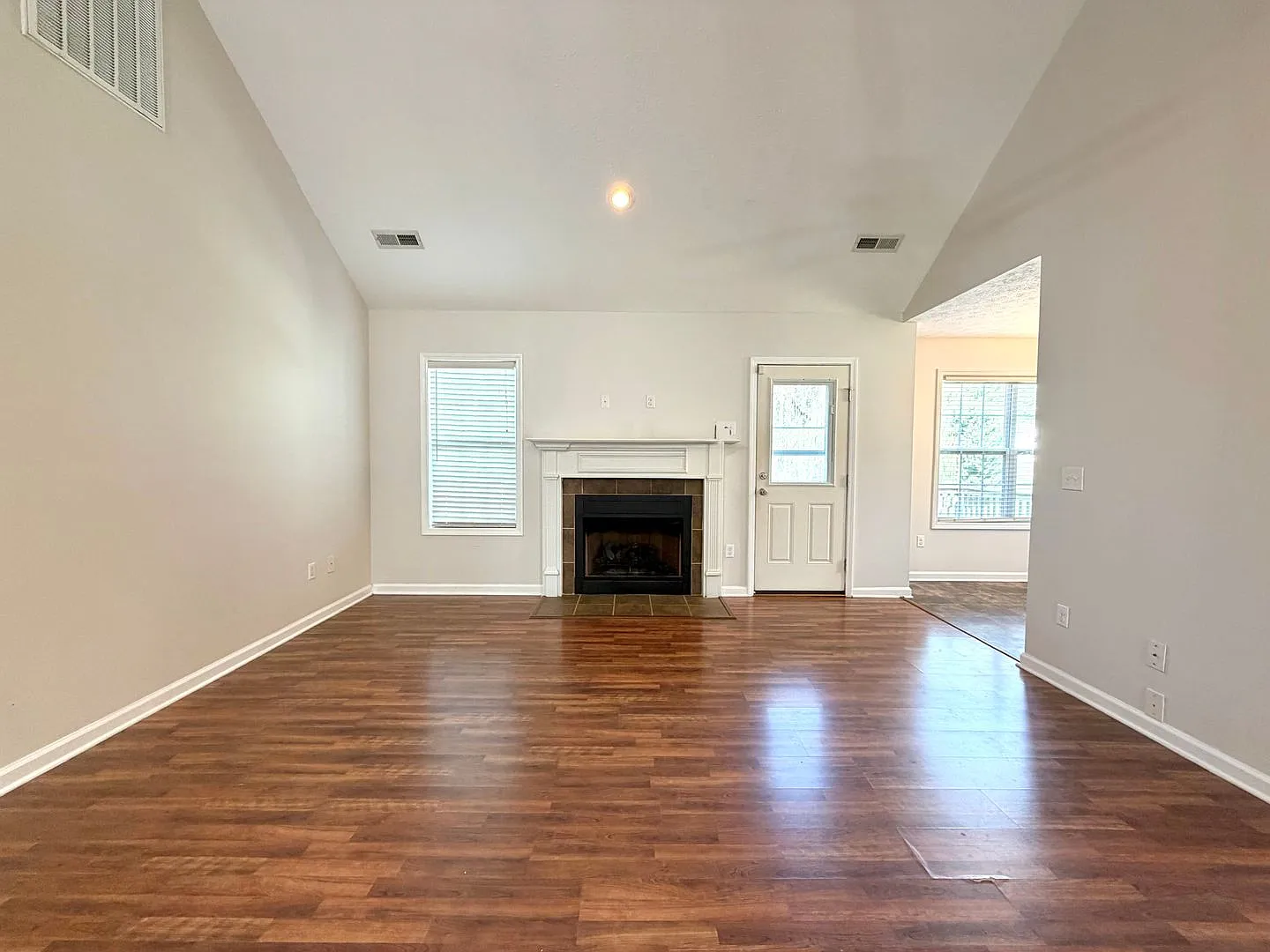 1407 Scrub Oak Dr — Photo 4