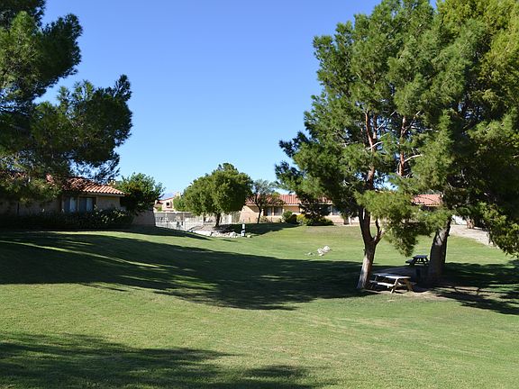 4th image of 2636 N Indian Canyon Dr APT 123
