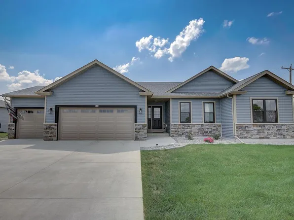 800 Linda LANE, Watertown, WI 53094