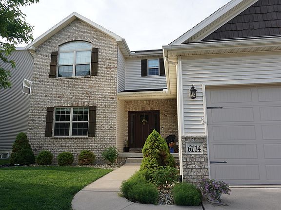 2nd image of 6114 W Clairemont Ct