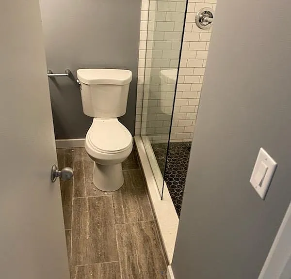 2828 N Burling St #417 — Photo 7