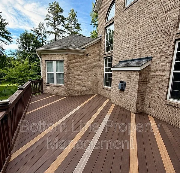 8045 Talcott Dr — Photo 27