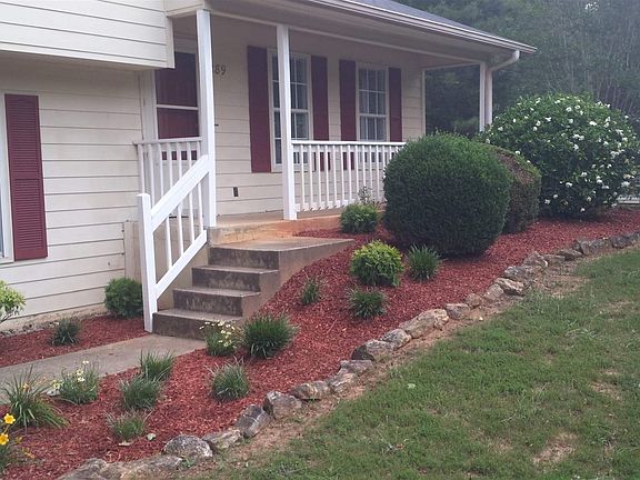 3rd image of 289 River Chase Dr