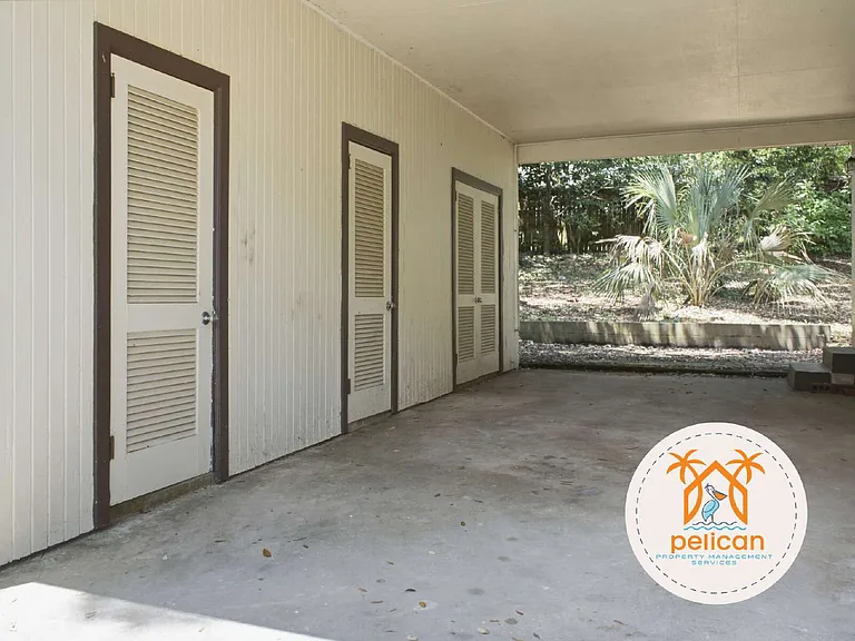 5085 Springhill Dr — Photo 3